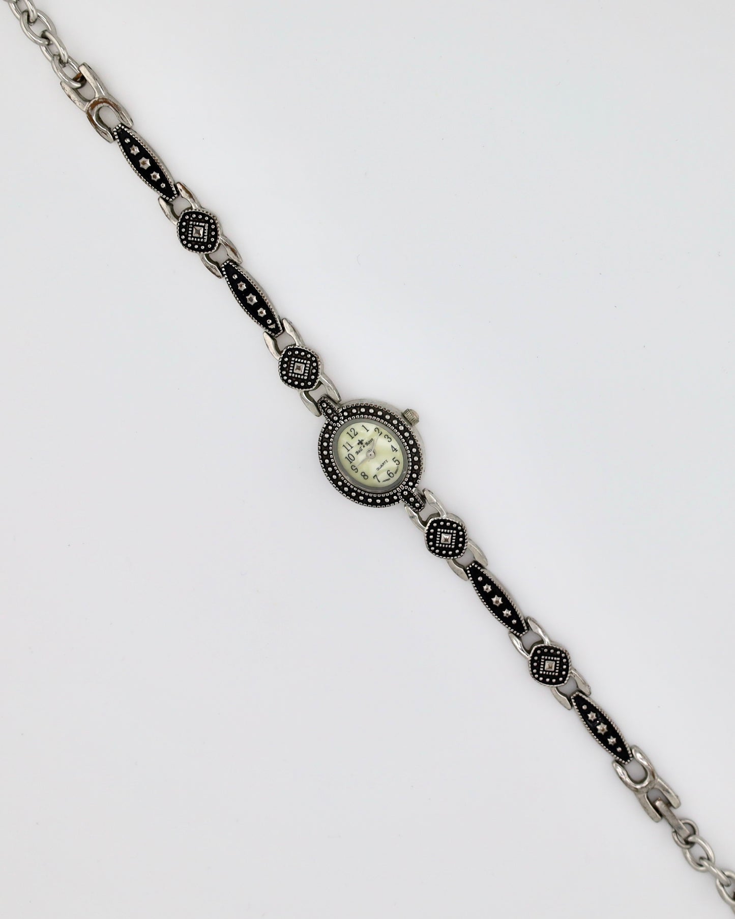 Eclipse Watch Choker